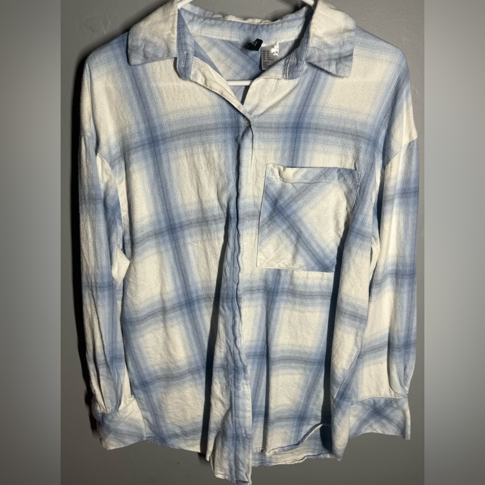 Plaid jacket super cute